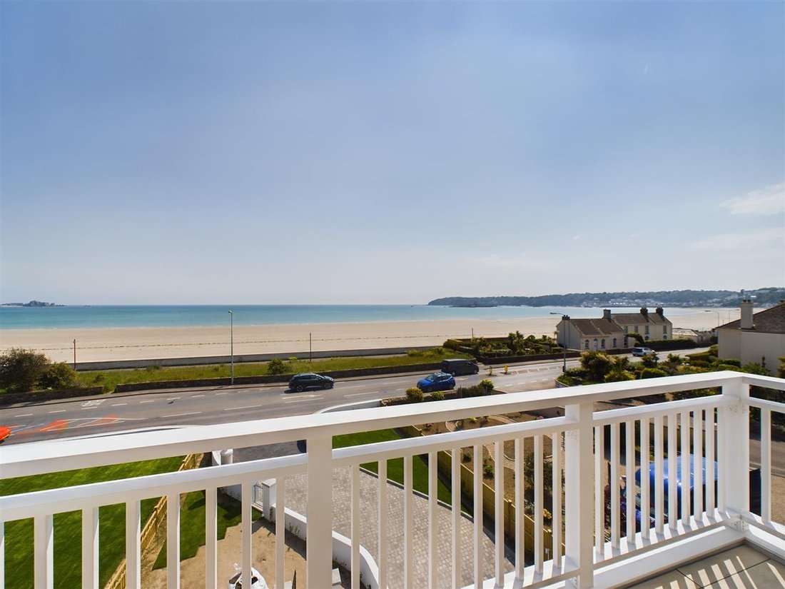Apartment in Jersey, St Lawrence, Jersey 1 - 16154375