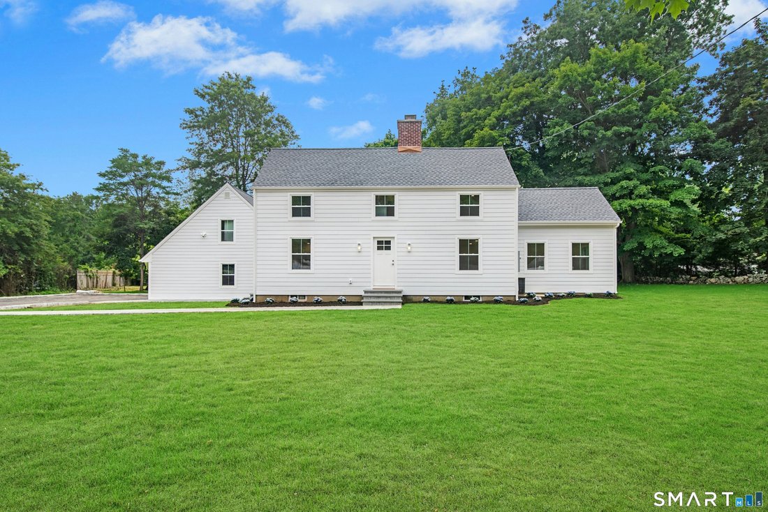 Westport, Connecticut, United States 3 - 18438742