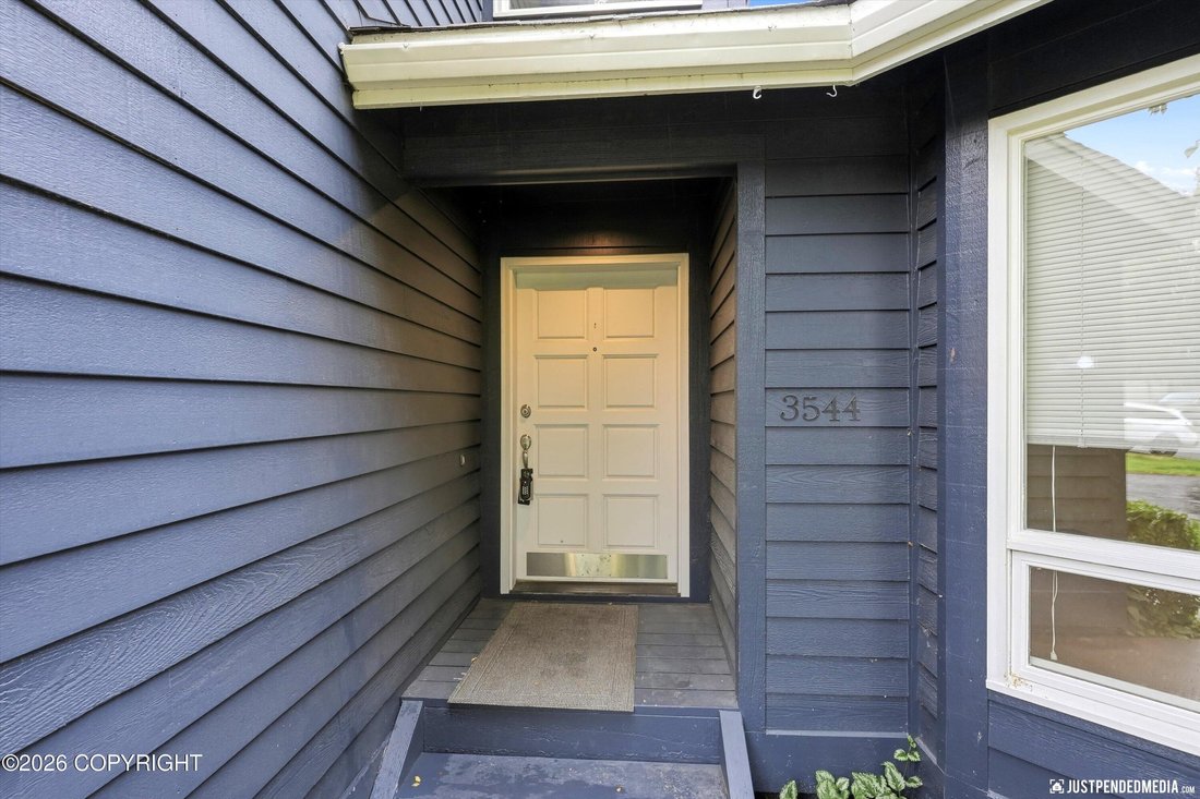 House in Anchorage, Alaska, United States 3 - 18438948