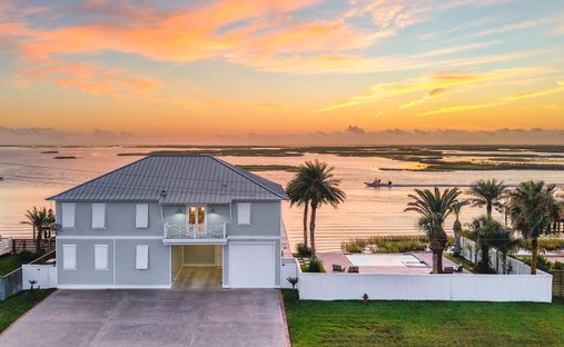 House in Aransas Pass, Texas, United States 1