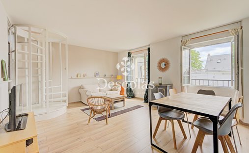 Apartment in Centre, Le Pecq, France 1