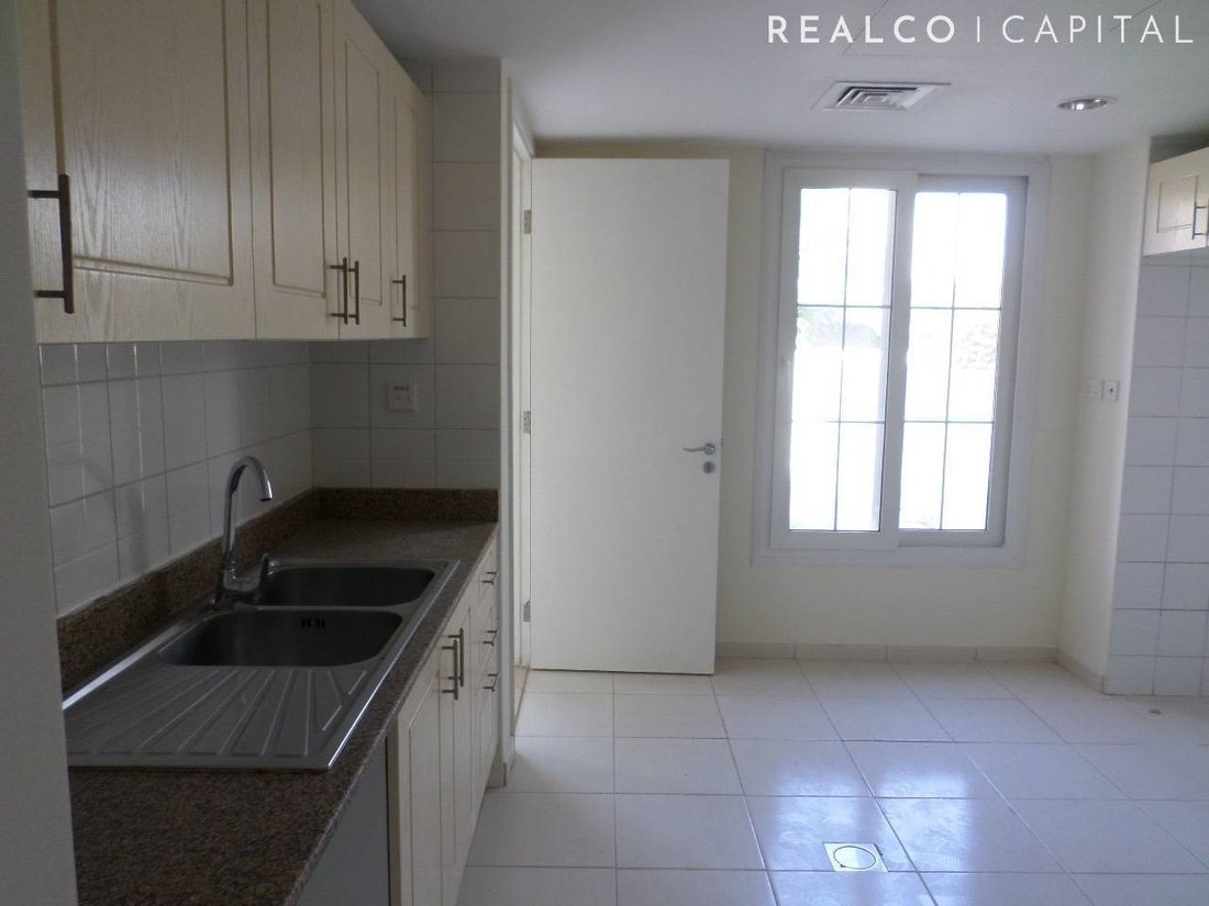 Villa in The Springs, Dubai, United Arab Emirates 4 - 18436838