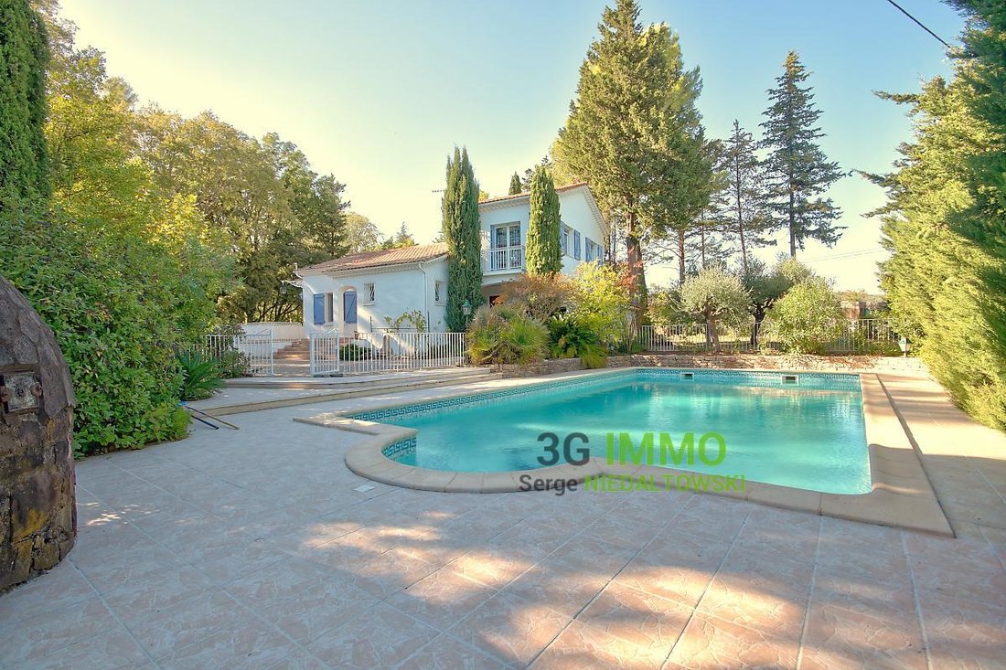 Estate in La Motte, Provence-Alpes-Côte d'Azur, France 2 - 18281938