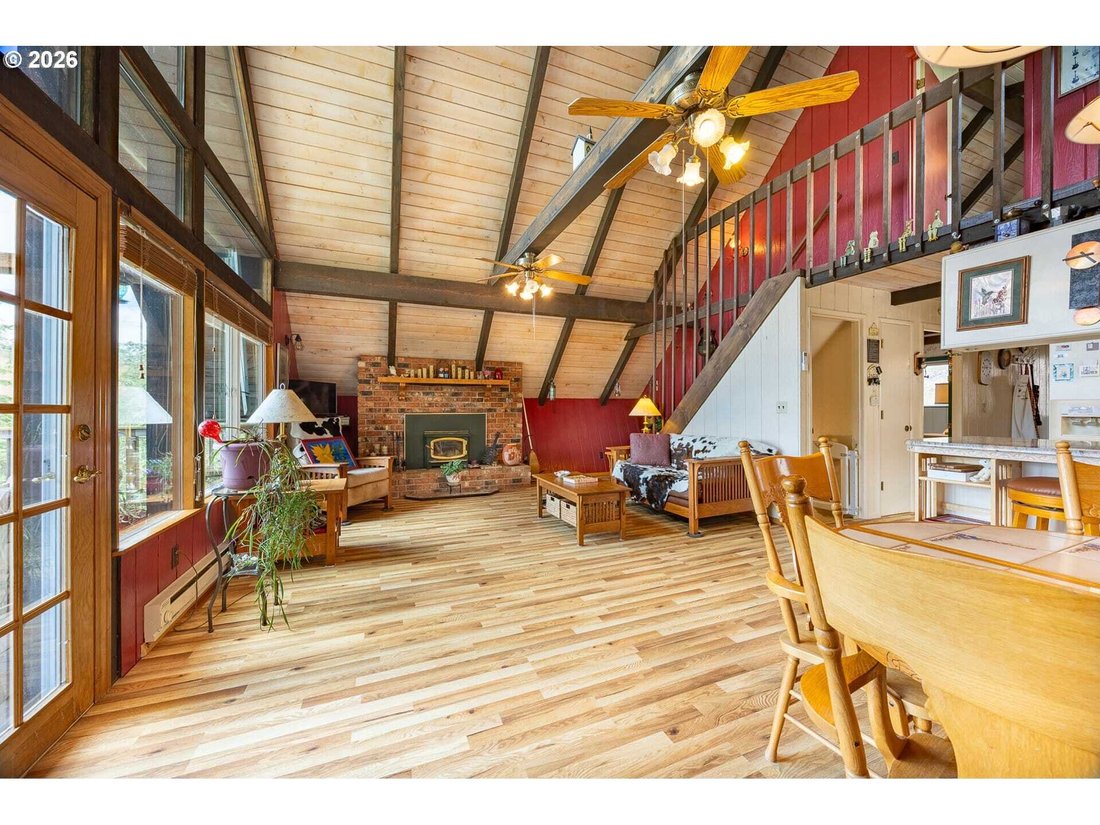 House in Roseburg, Oregon, United States 5 - 18438908