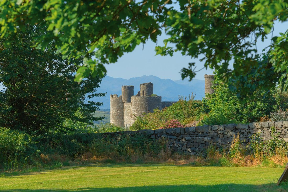 House in Harlech, Wales 3 - 18442844