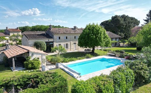Country House in Lussac, Nouvelle-Aquitaine, France 1