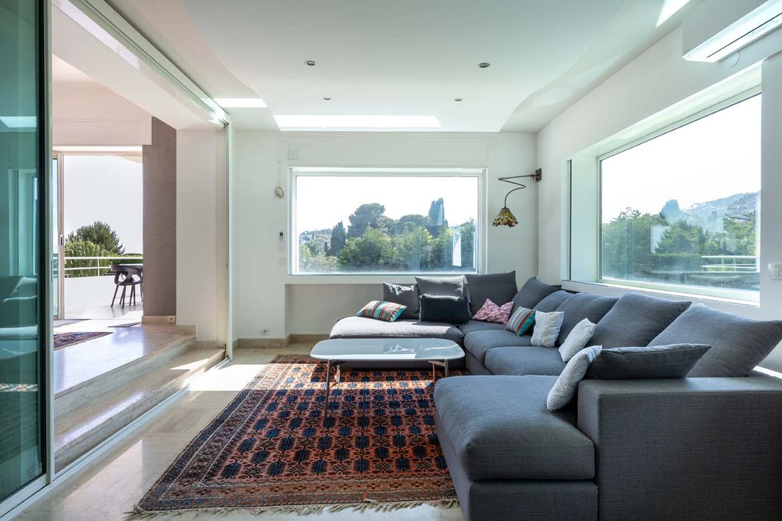 Villa in Saint Maymes-Lauvert, Antibes, France 4 - 18438333