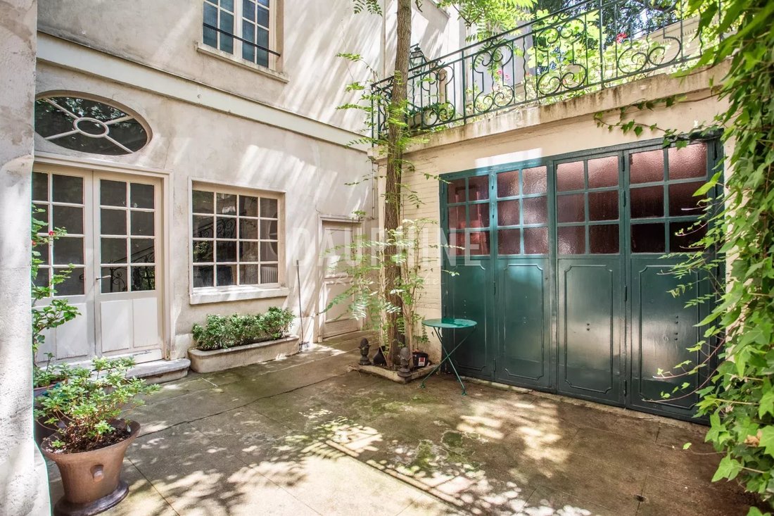 Apartment in Monnaie, Paris 6e Arrondissement, Paris 4 - 18438291
