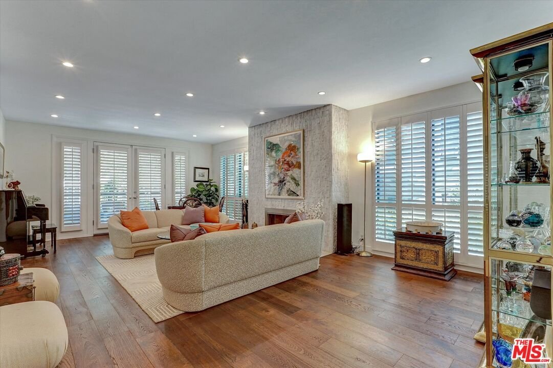 Condo in Beverly Hills, California, United States 5 - 18440457