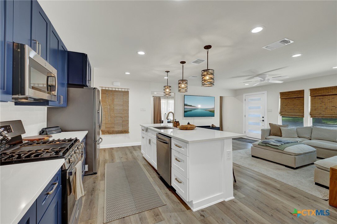House in New Braunfels, Texas, United States 5 - 18439873