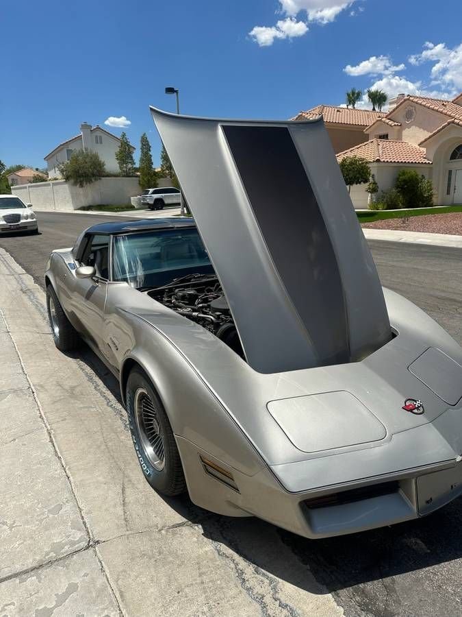 Coupe in Glendale, United States 2 - 18442402