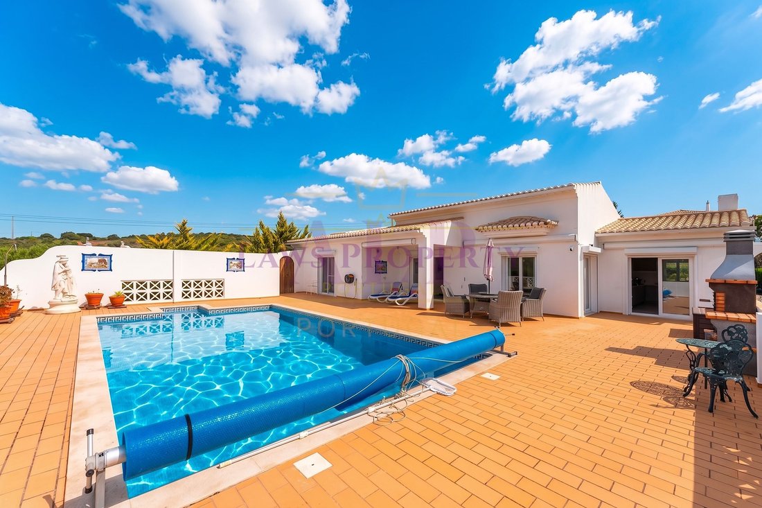 Villa in Bensafrim e Barao de Sao Joao, Algarve, Portugal 3 - 18437925