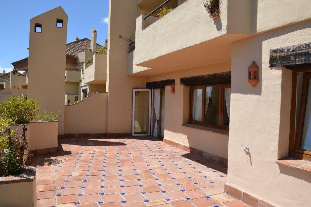 Apartment in Marbella, Andalusia, Spain 4 - 17399194