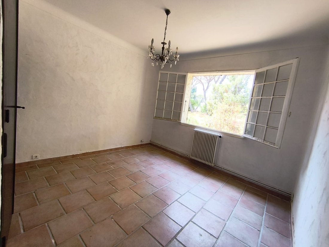 House in Le Dramont-Agay-Anthéor-Le Trayas, Saint-Raphaël, France 5 - 17378059