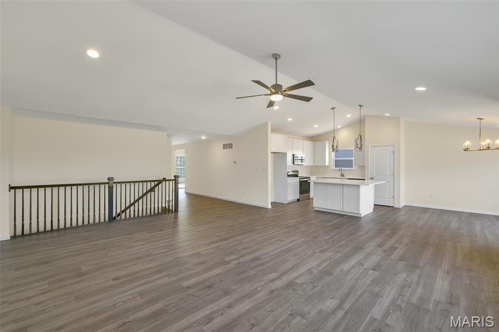 House in Lake Saint Louis, Missouri, United States 4 - 18439993