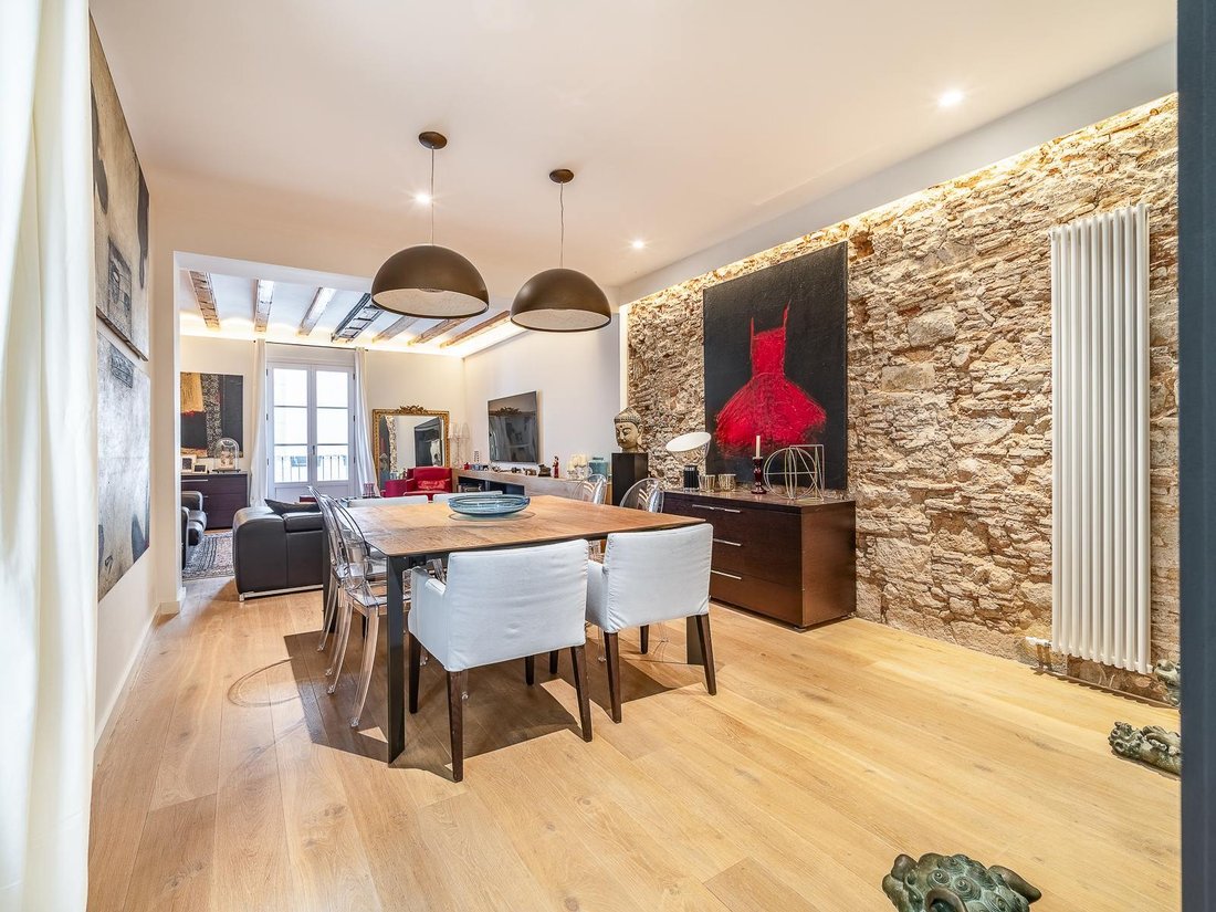 Apartment in Ciutat Vella, Barcelona, Spain 2 - 18437614