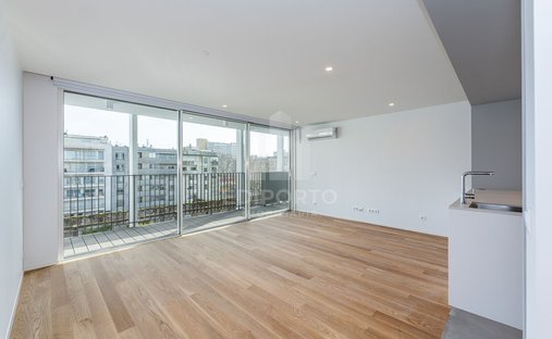Apartment in Matosinhos e Leca da Palmeira, Porto District, Portugal 1