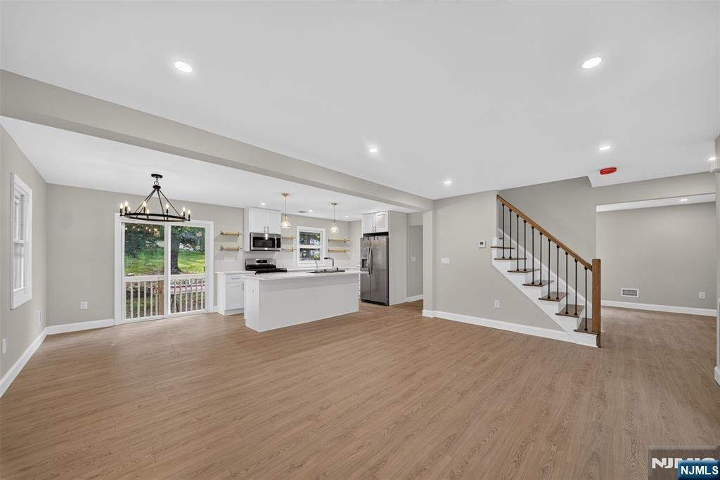 House in Oakland, New Jersey, United States 3 - 18437937