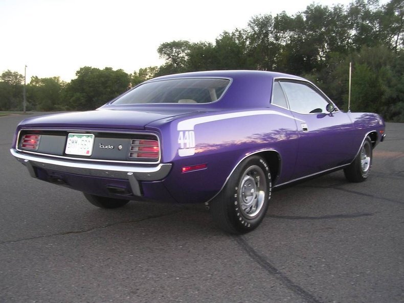 Coupe in Glendale, United States 1 - 18442303