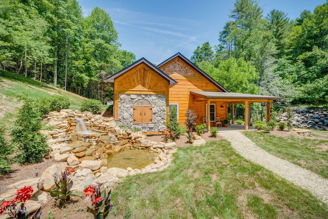 House in Mountain City, Tennessee, United States 1 - 18438820