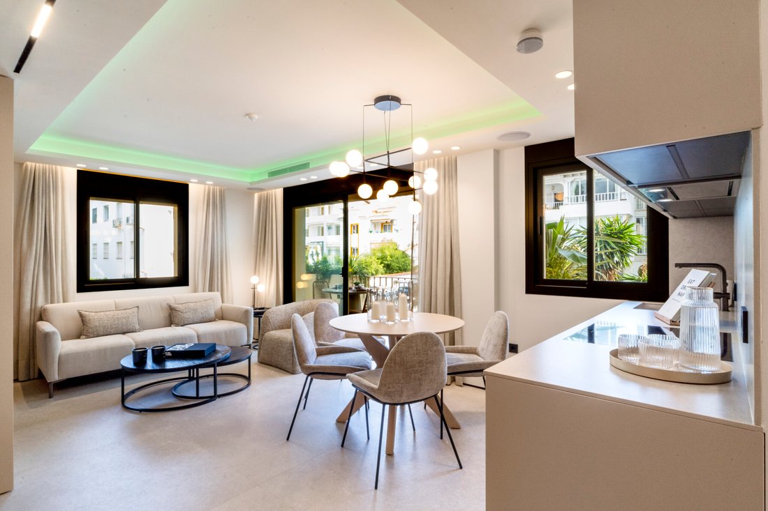Apartment in Puerto Banus, Marbella, Spain 1 - 17399145