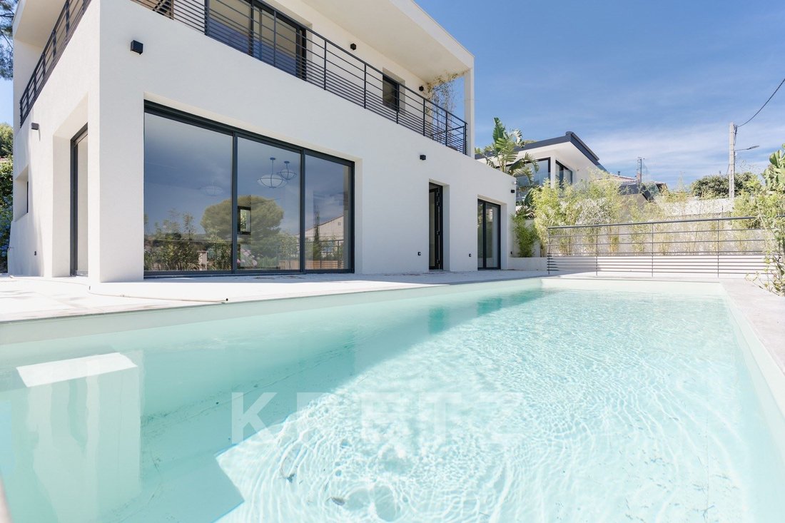 House in Petite Couronne, Cassis, France 4 - 18441104