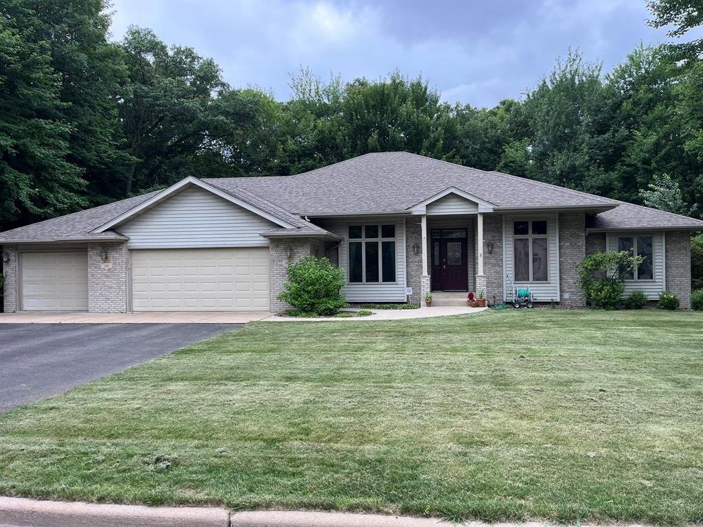 House in Chippewa Falls, Wisconsin, United States 1 - 18439047