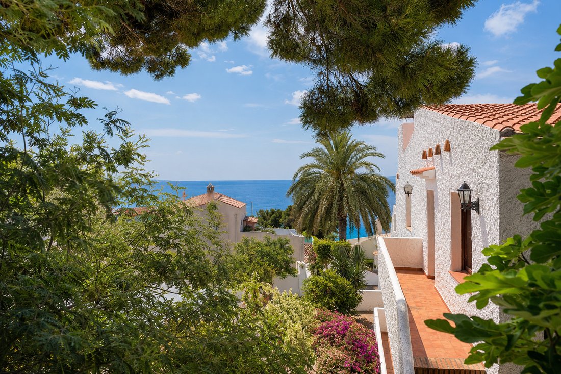 Apartment in Roses, Catalonia, Spain 1 - 18442414