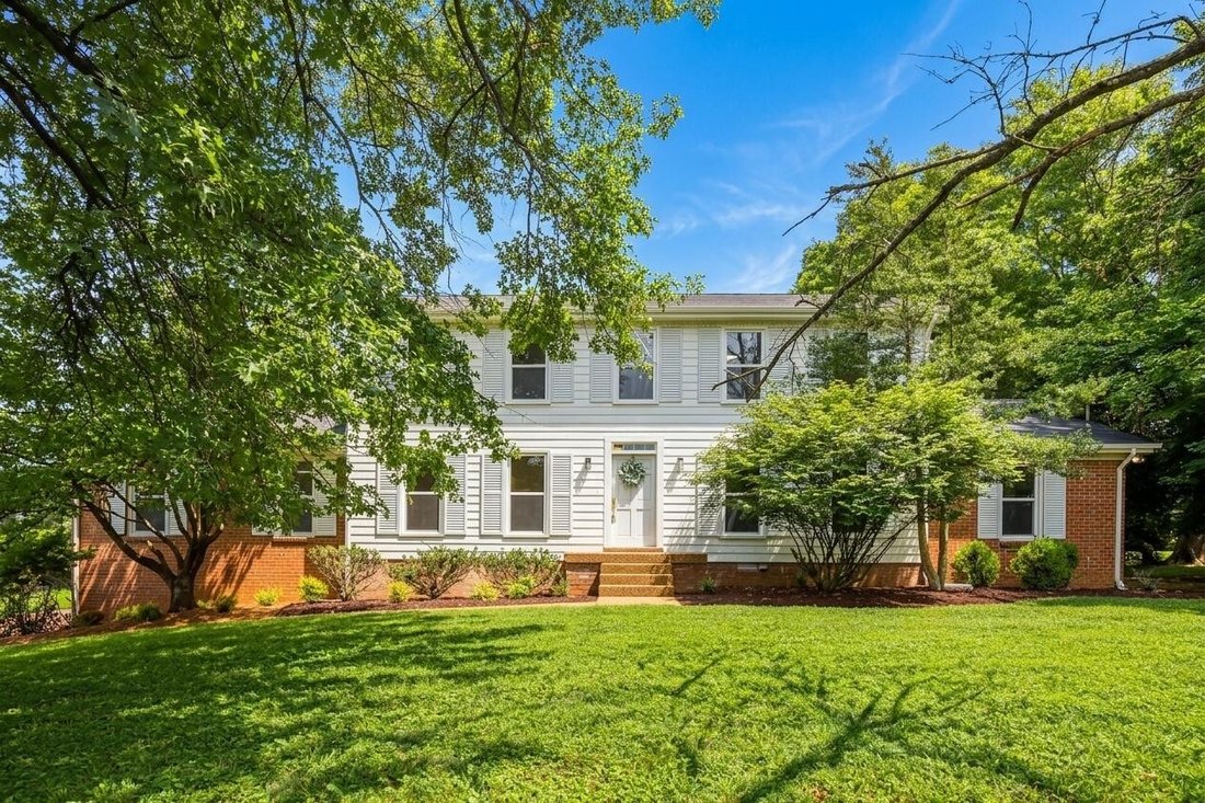 House in Hendersonville, Tennessee, United States 1 - 18440116
