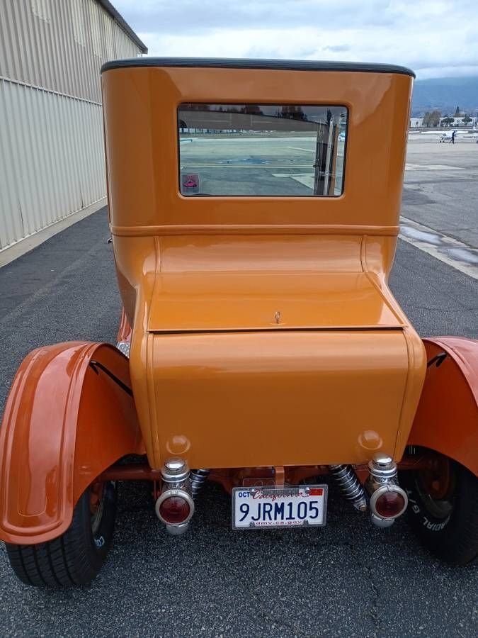 Coupe in Glendale, United States 2 - 18442328