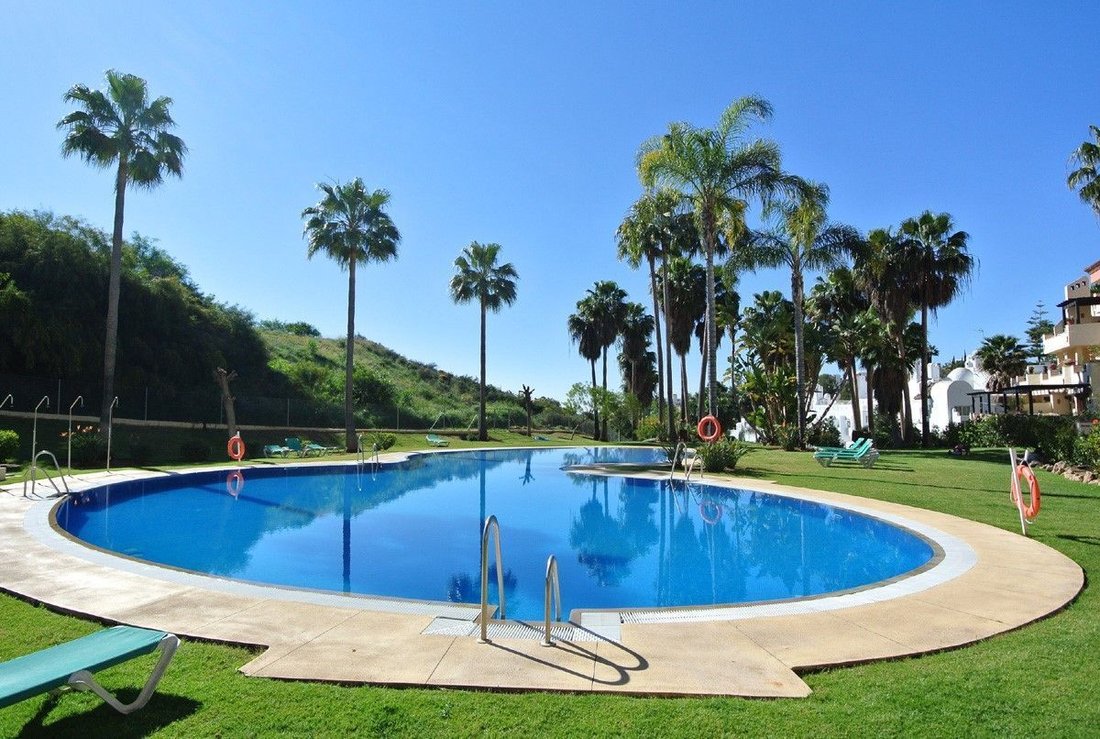 Apartment in Marbella, Andalusia, Spain 1 - 17399194