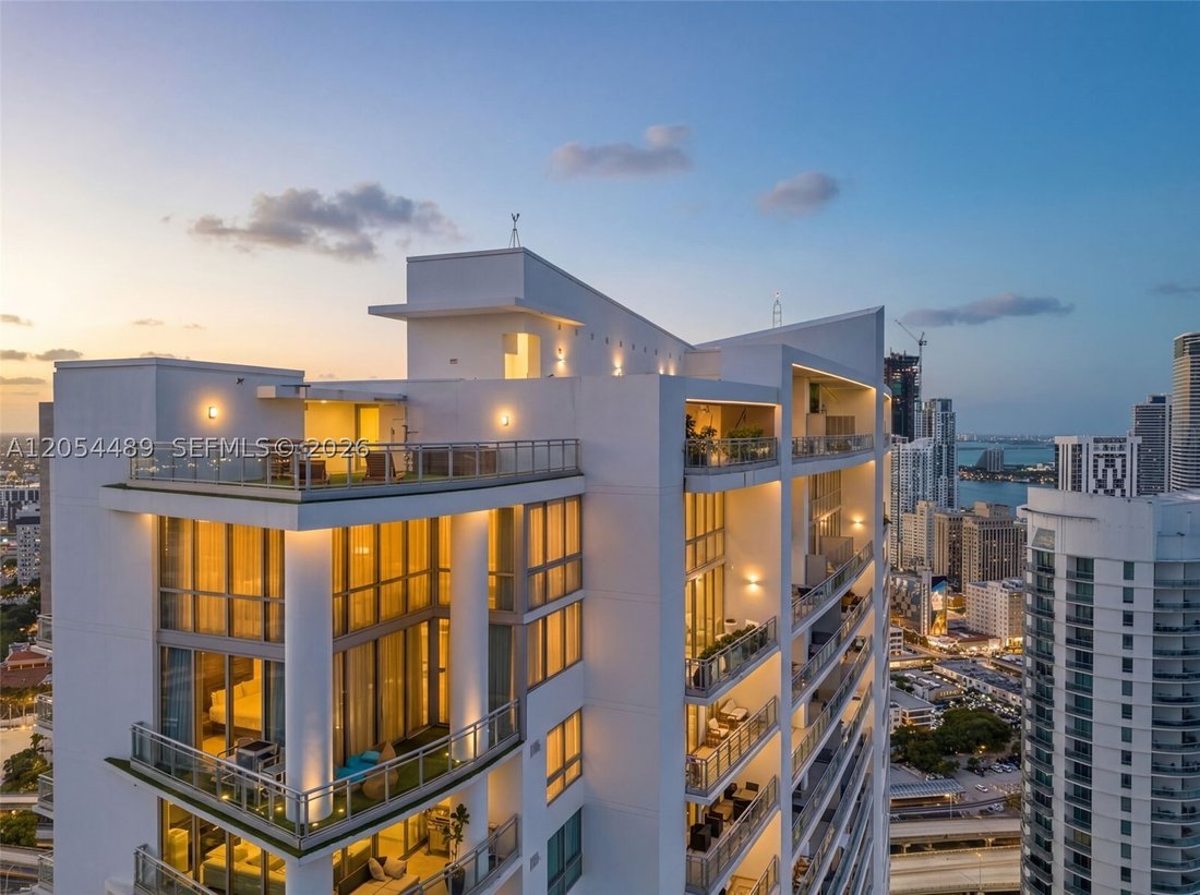 Condo in Miami, Florida, United States 4 - 18440056