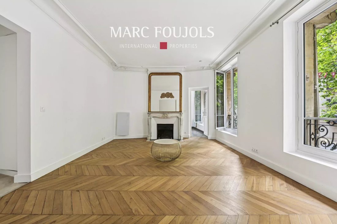 Apartment in Auteuil Nord, Paris 16e Arrondissement, Paris 1 - 18438227