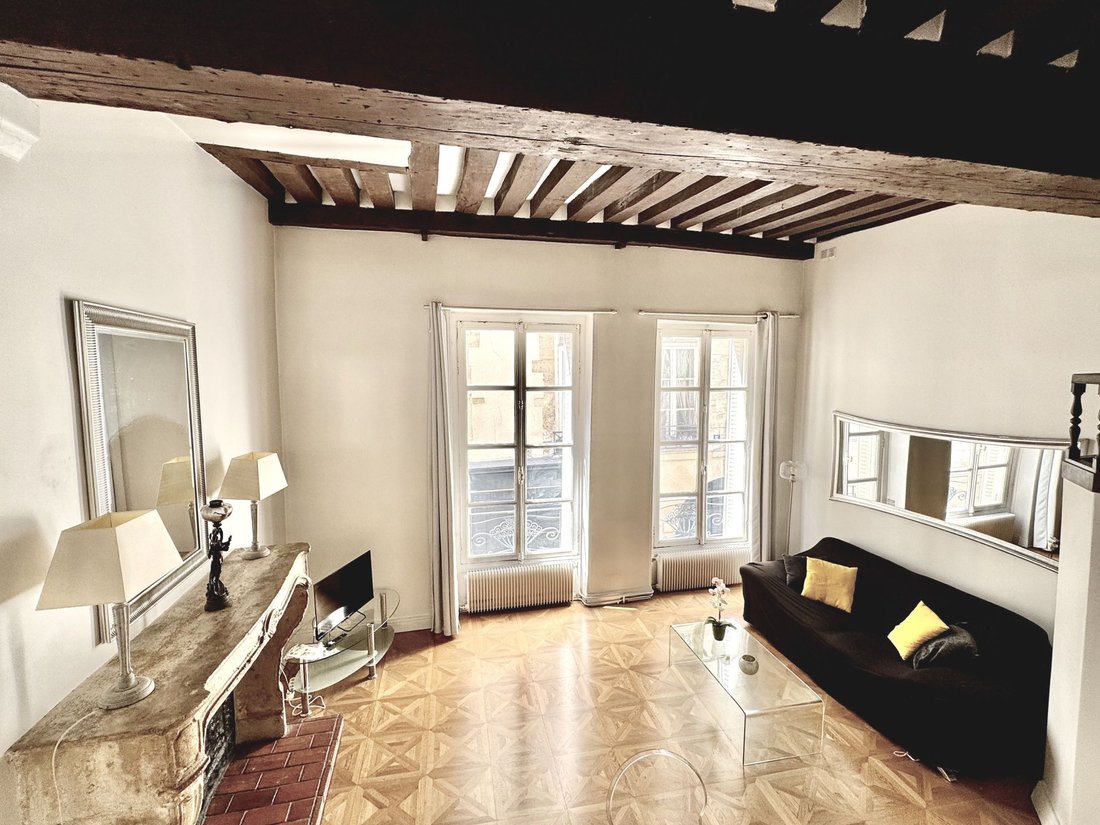 Apartment in Odéon, Paris 6e Arrondissement, Paris 1 - 18439612
