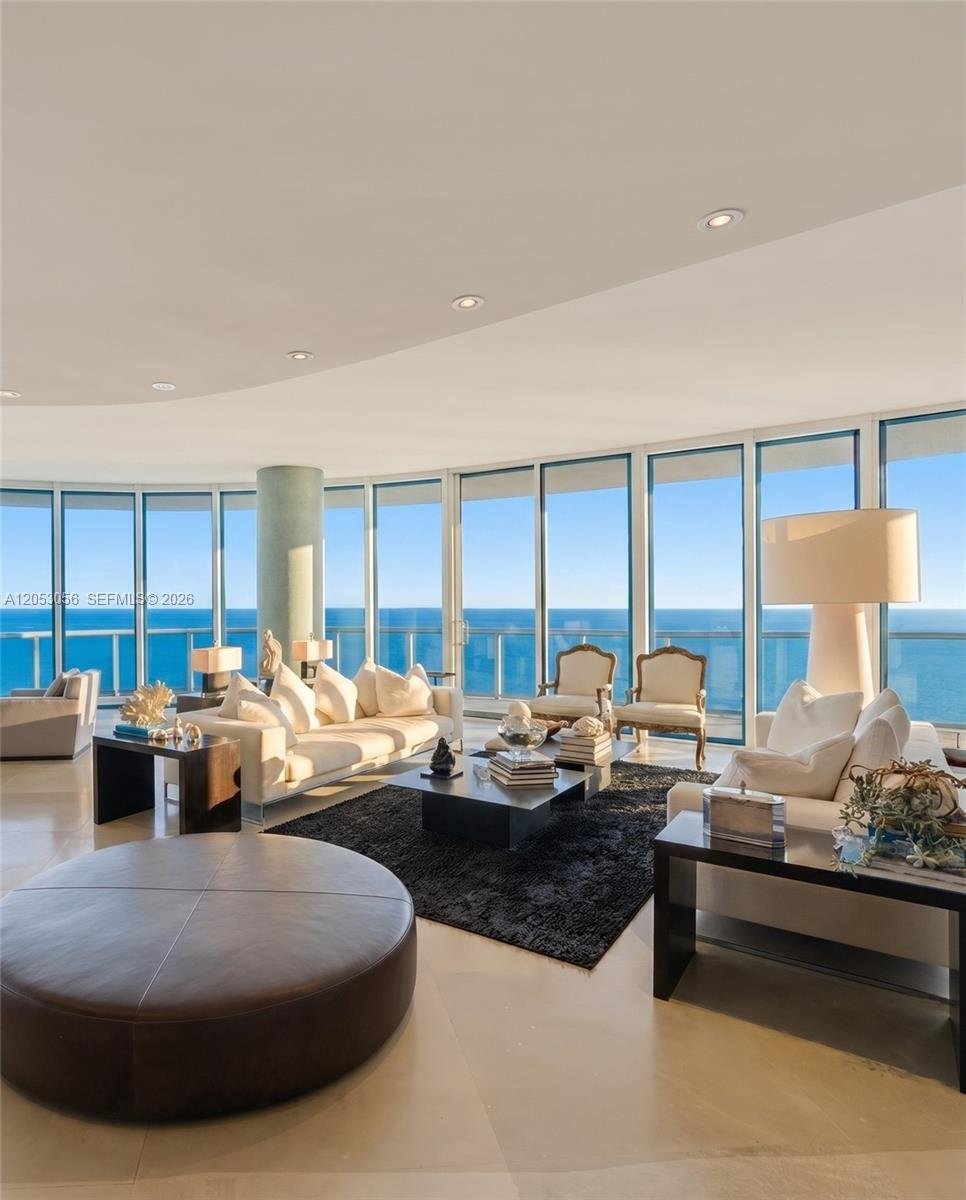 Condo in Miami Beach, Florida, United States 4 - 18440559