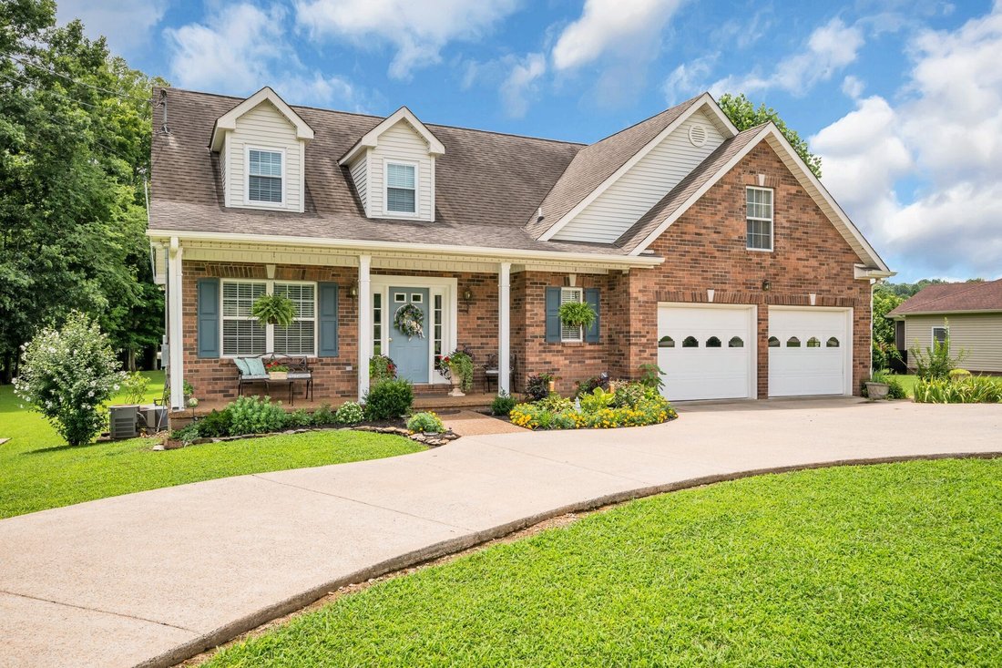 House in Dickson, Tennessee, United States 1 - 18440263