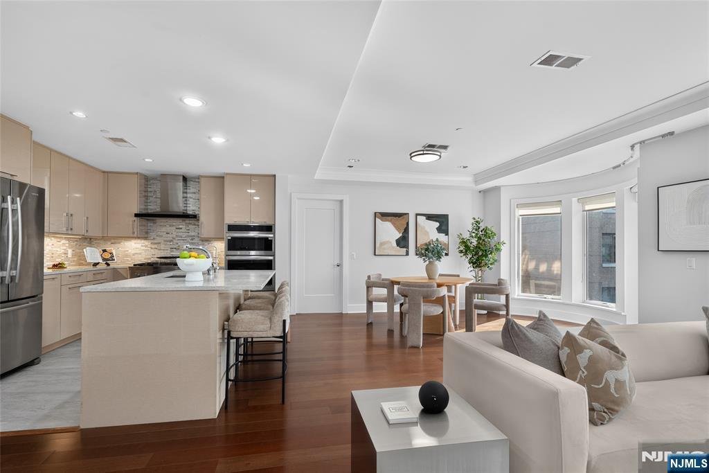 Condo in Weehawken, New Jersey, United States 2 - 18440374