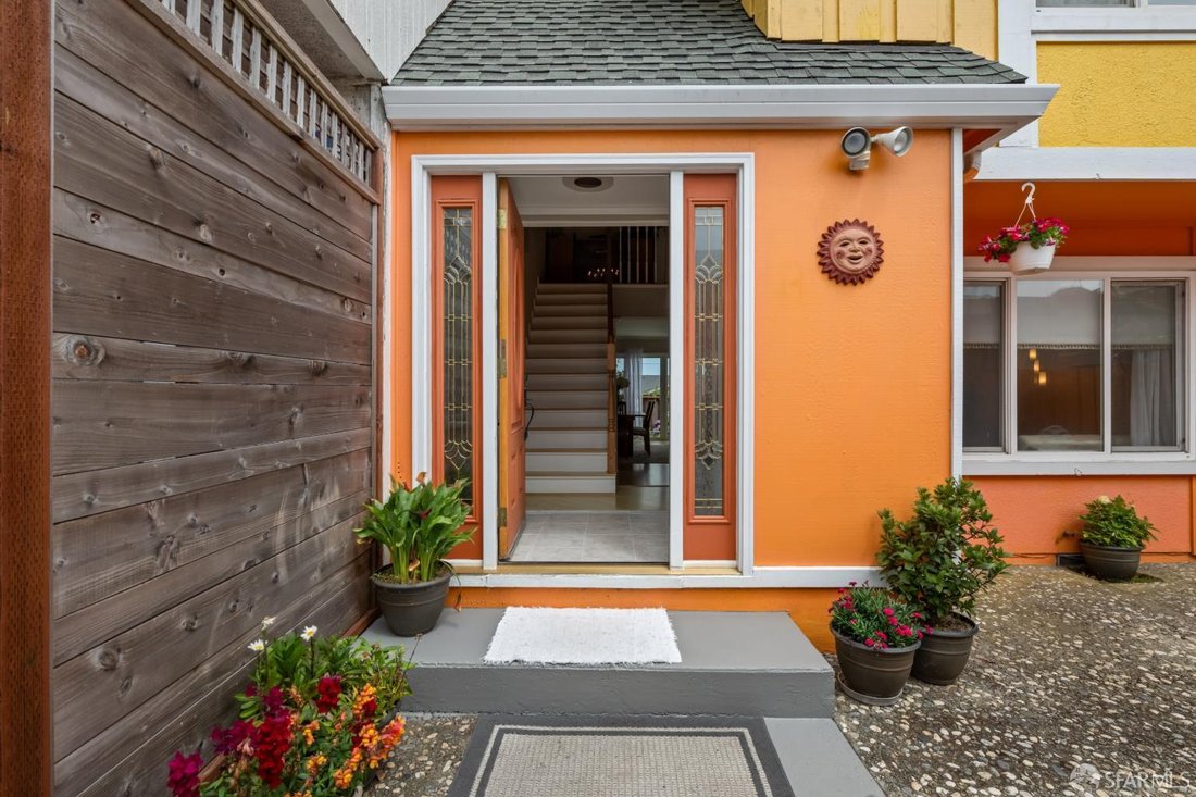 House in South San Francisco, California, United States 5 - 18438860
