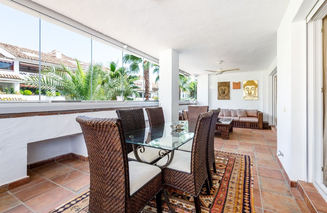 Apartment in Puerto Banus, Marbella, Spain 3 - 17399100