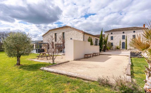 Domaine à Lédat, Nouvelle-Aquitaine, France 1