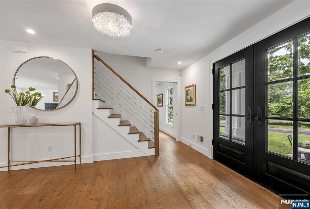 House in Allendale, New Jersey, United States 4 - 18440378