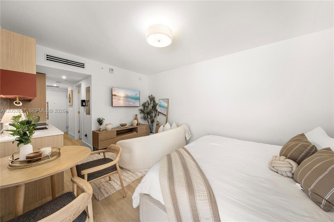 Condo in Miami, Florida, United States 4 - 18440858