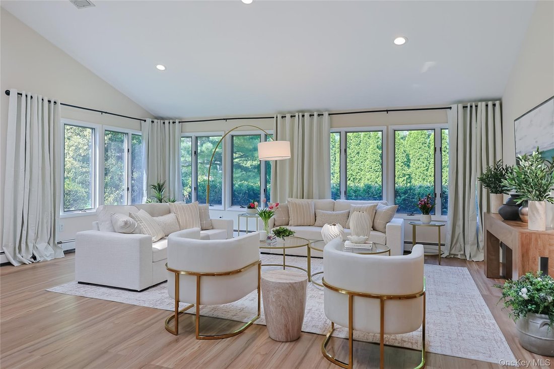 House in Manhasset, New York, United States 5 - 18443045
