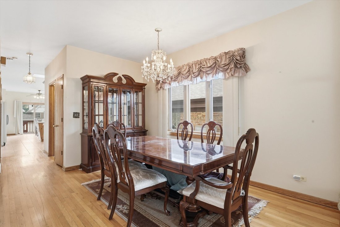 House in Chicago, Illinois, United States 5 - 18437322