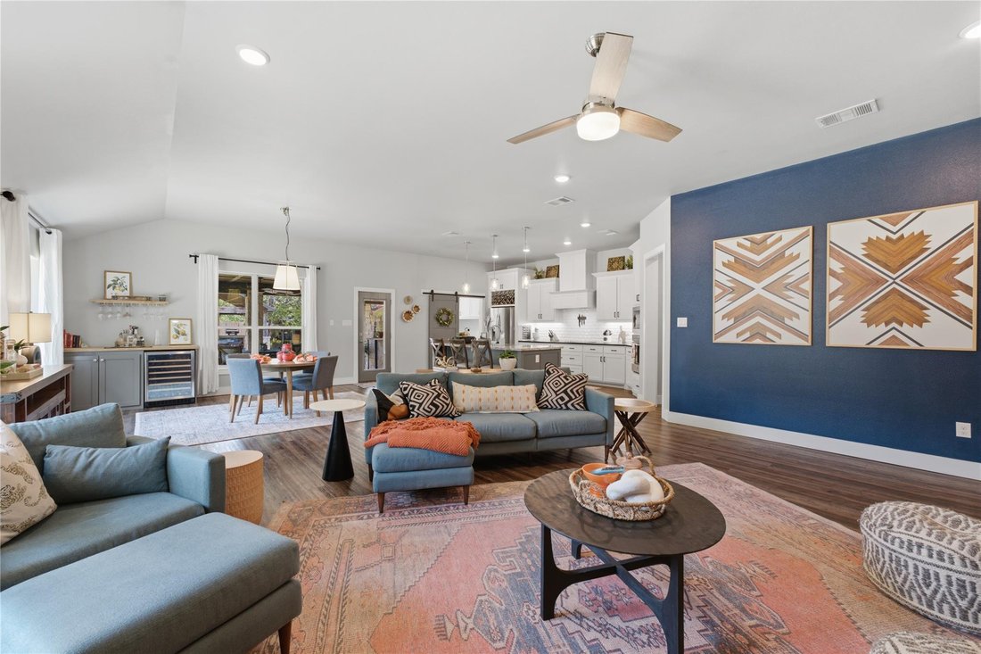 House in Salado, Texas, United States 5 - 18436951