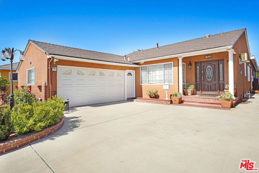 House in Burbank, California, United States 1 - 18439196