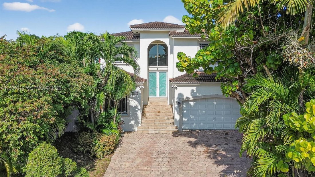 House in Miami, Florida, United States 4 - 16819418