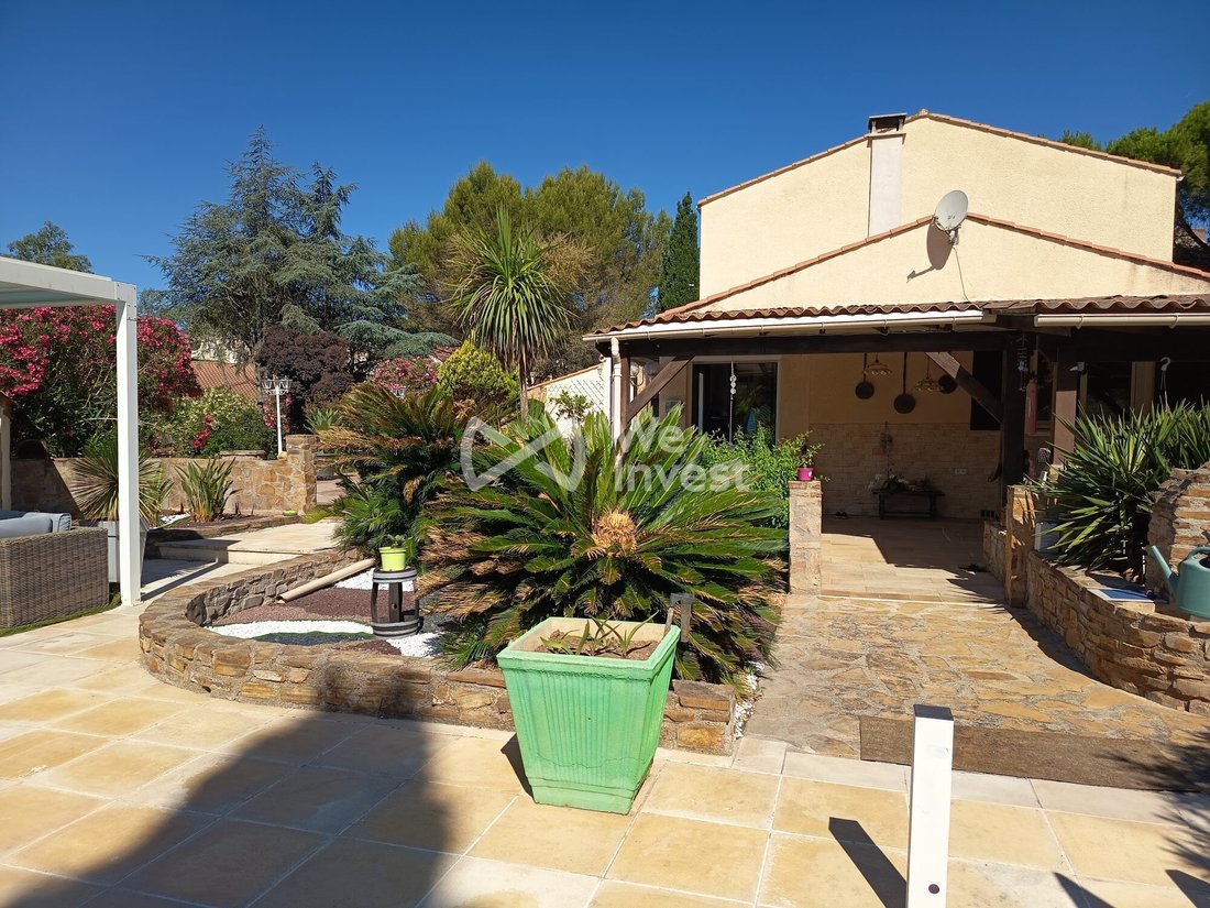 Villa in Aspiran, Occitania, France 4 - 18441830