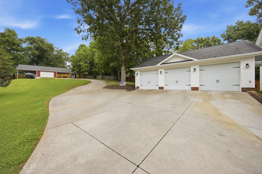 House in Ringgold, Georgia, United States 5 - 18440394