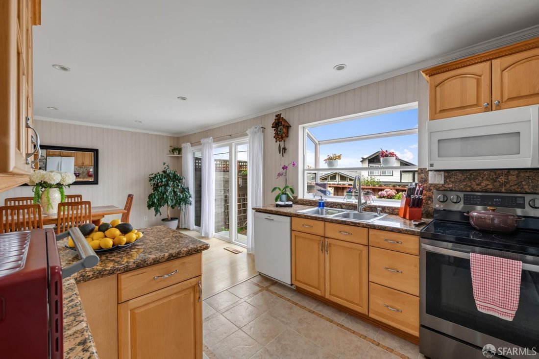 House in South San Francisco, California, United States 2 - 18438860